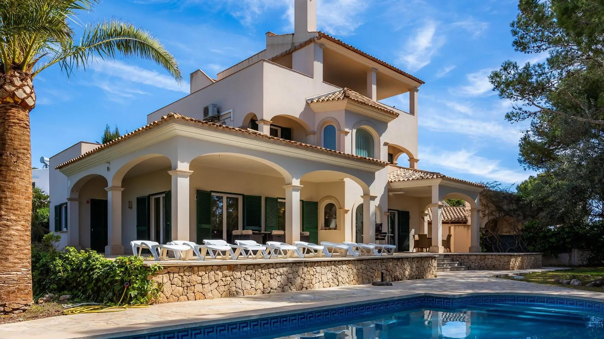 Villa Can Camelia Cala d'Or  Spain